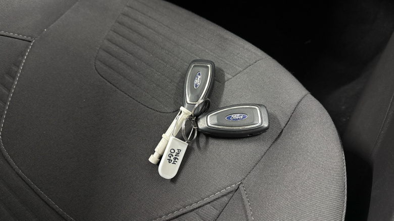 Ford Focus 1.6 125 Titanium 5dr Powershift Petrol Hatchback